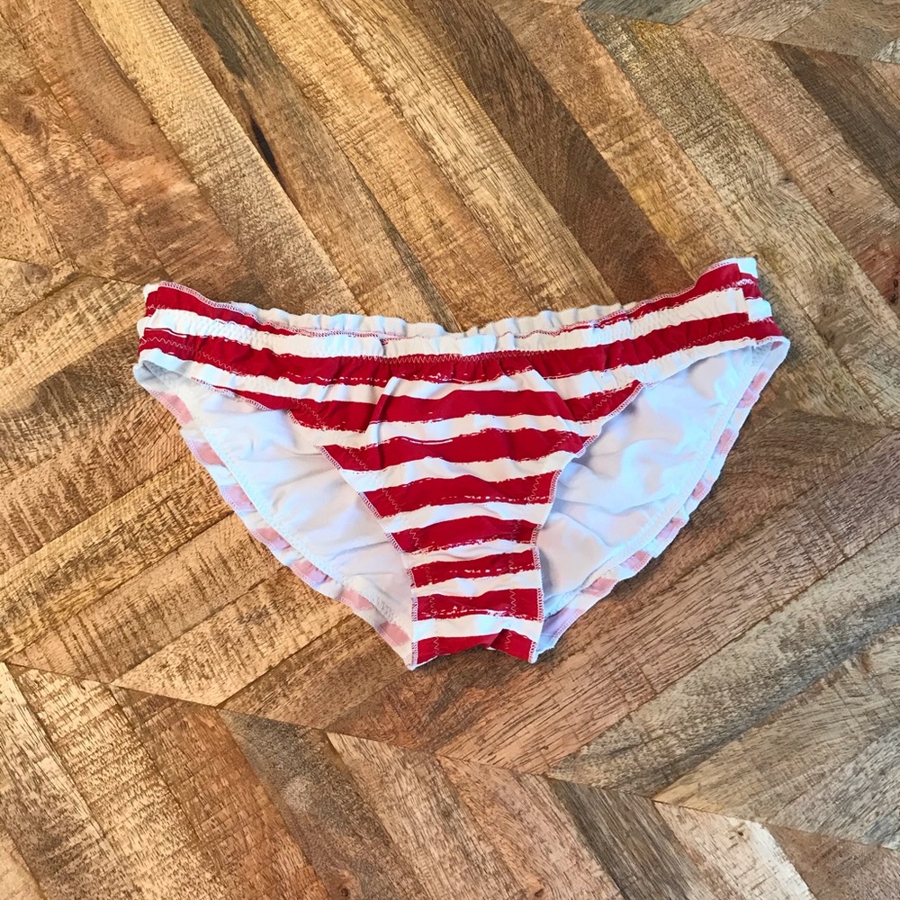 Victoria’s Secret cheeky bottom